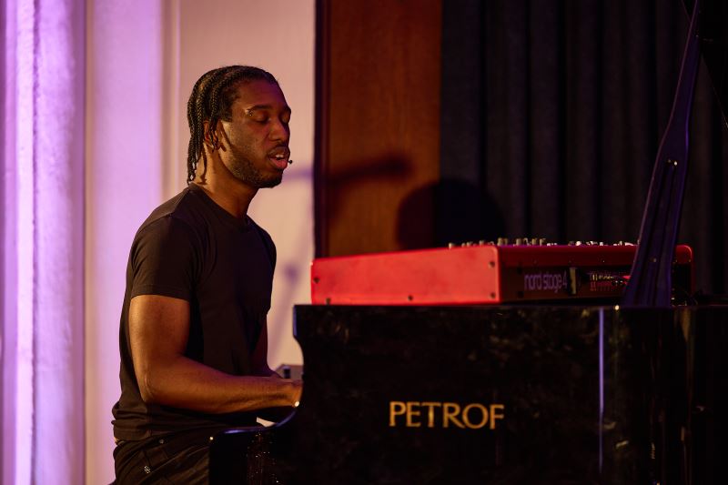 Julius Rodruguez Quartet (USA)